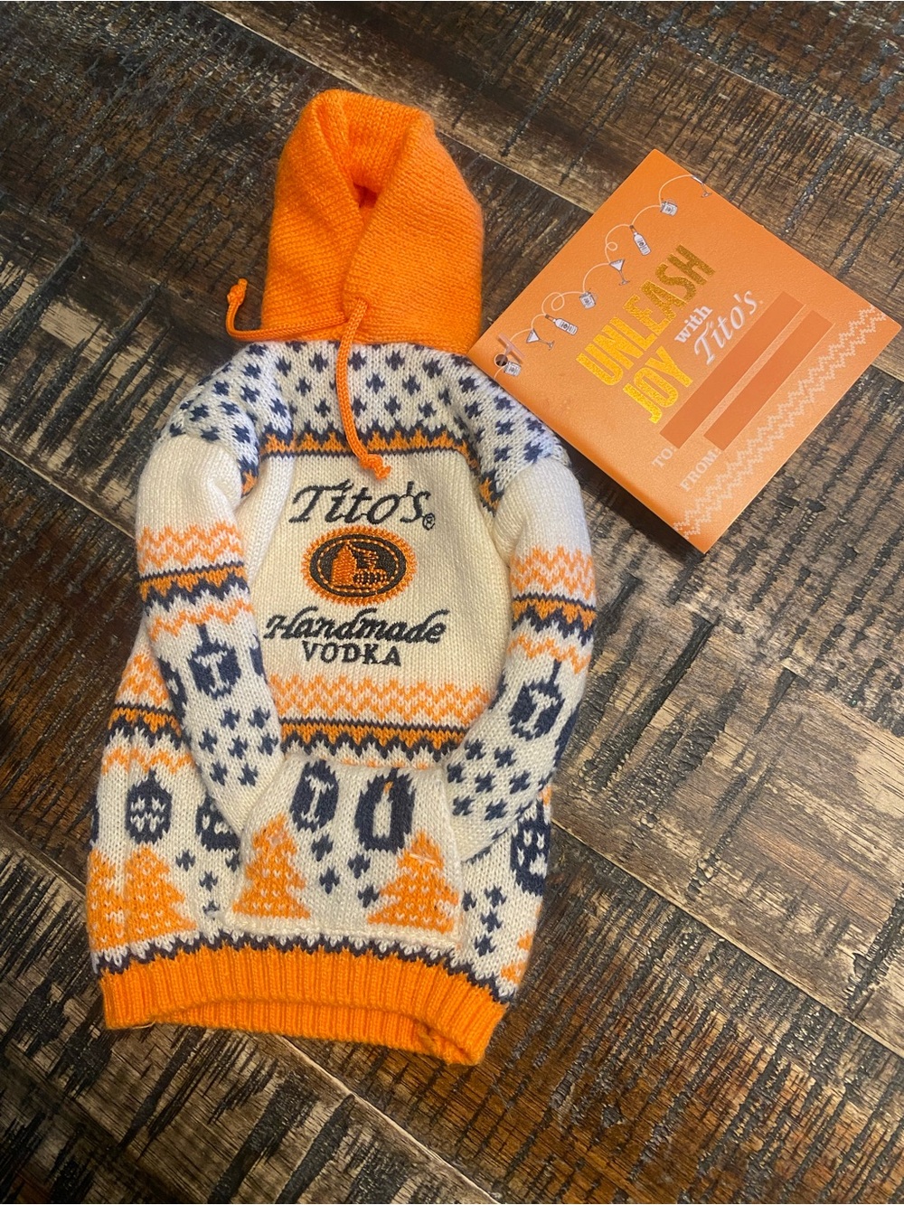 NWT TITO’S Bottle Sweater ! Limited Edition ! Dog People Texas Orange
